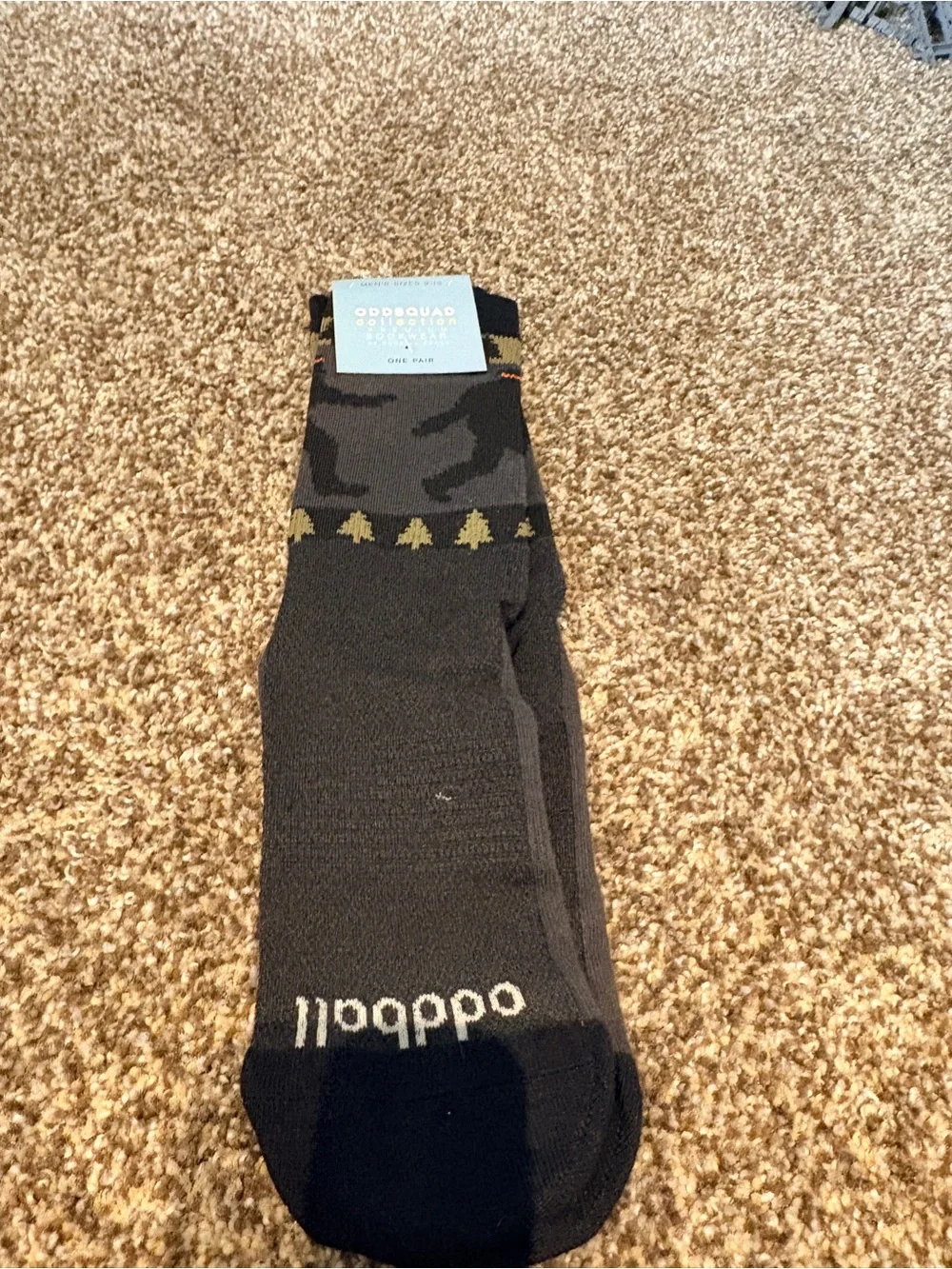 Oddsquad Men's Black & Gray Crew Socks with Tree Motif - One Pair